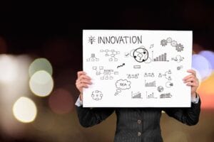 Renginyje „Virsmo inovacijos: kaip auginti lietuvišką „unicorn“?“ – Šeimos kredito unijos atstovai