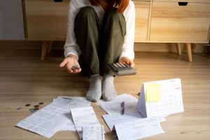 Refinansavimas ir skolos konsolidavimas: kaip supaprastinti savo finansus?