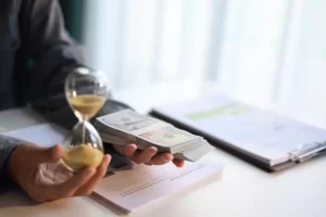 Kaip palyginti terminuotų indėlių palūkanas? Į ką svarbu atkreipti dėmesį renkantis indėlį