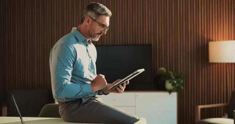 Įrangos pirkimas verslui: kada verta naudoti investicinį kreditą?